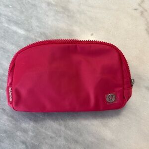 Lululemon Everywhere Belt Bag 1L Cherry Mist